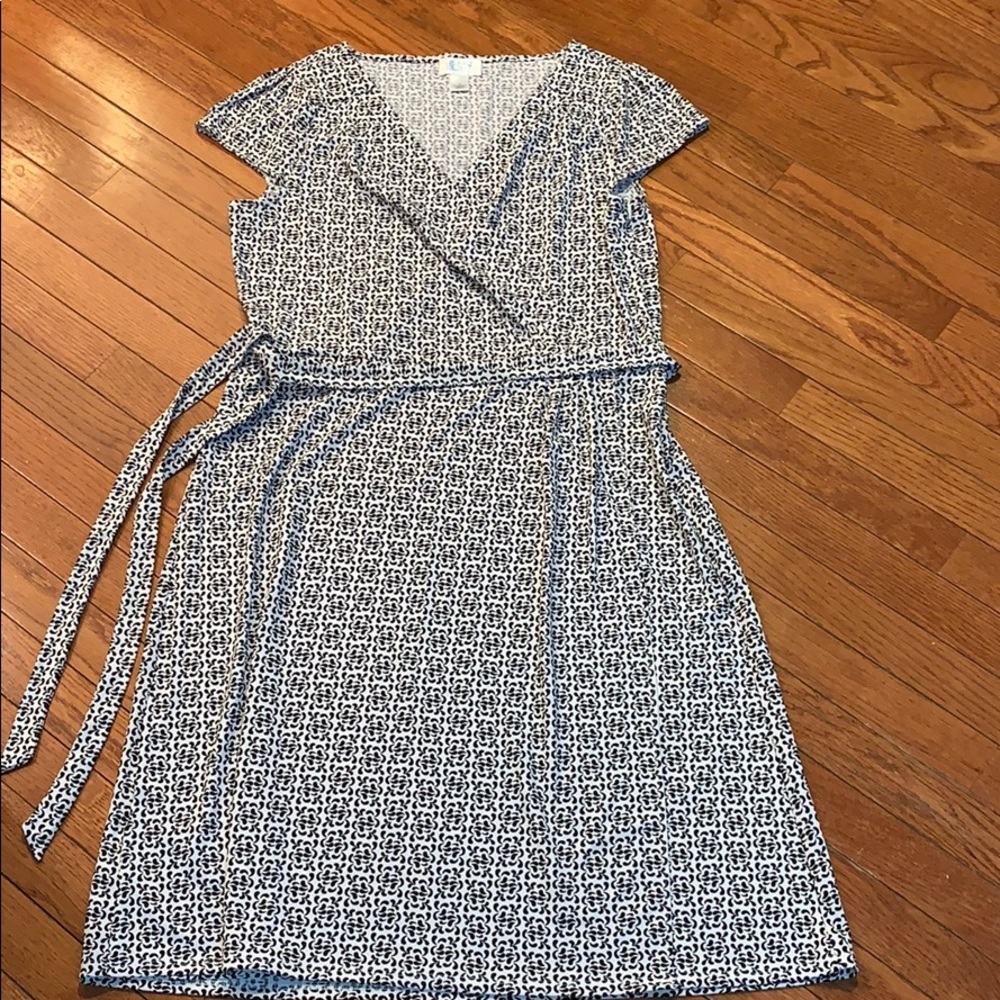 EUC Loft black and white dress